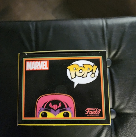 Exclusive Special Edition Marvels Magneto Funko Pop Collectible - Picture 5 of 6